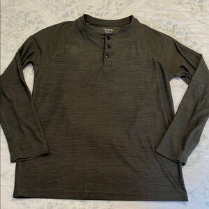 Old navy active Green Long Sleeve Shirt